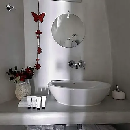 Mellow Luxury Cave * Oia (Santorini)