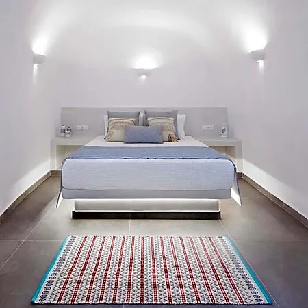 Mellow Luxury Cave