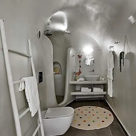 Mellow Luxury Cave