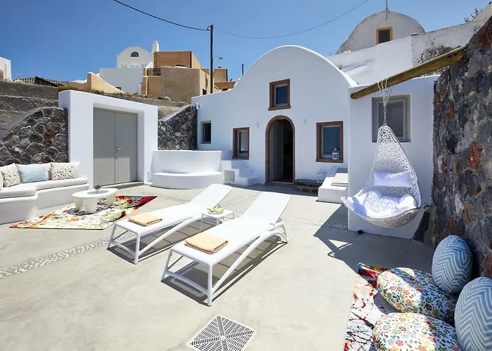 Mellow Luxury Cave Oia